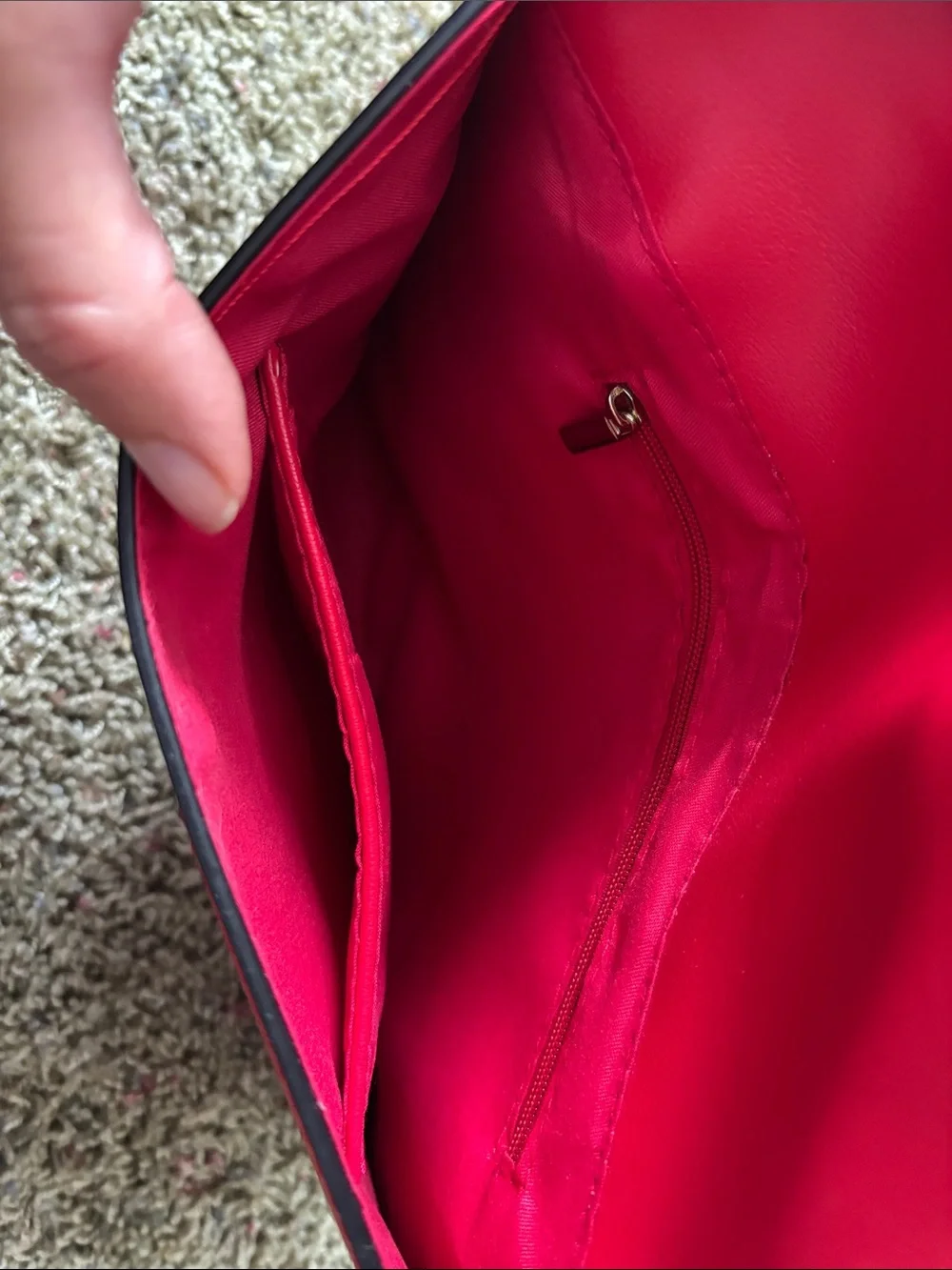 Guess Los Angeles Envelope Clutch - Red